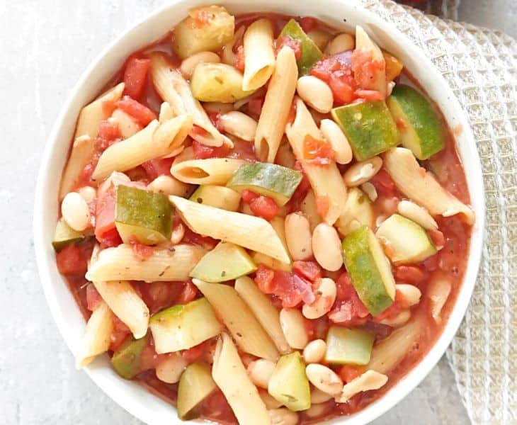 Vegan One Pot Pasta with Tomato, Zucchini, and Beans