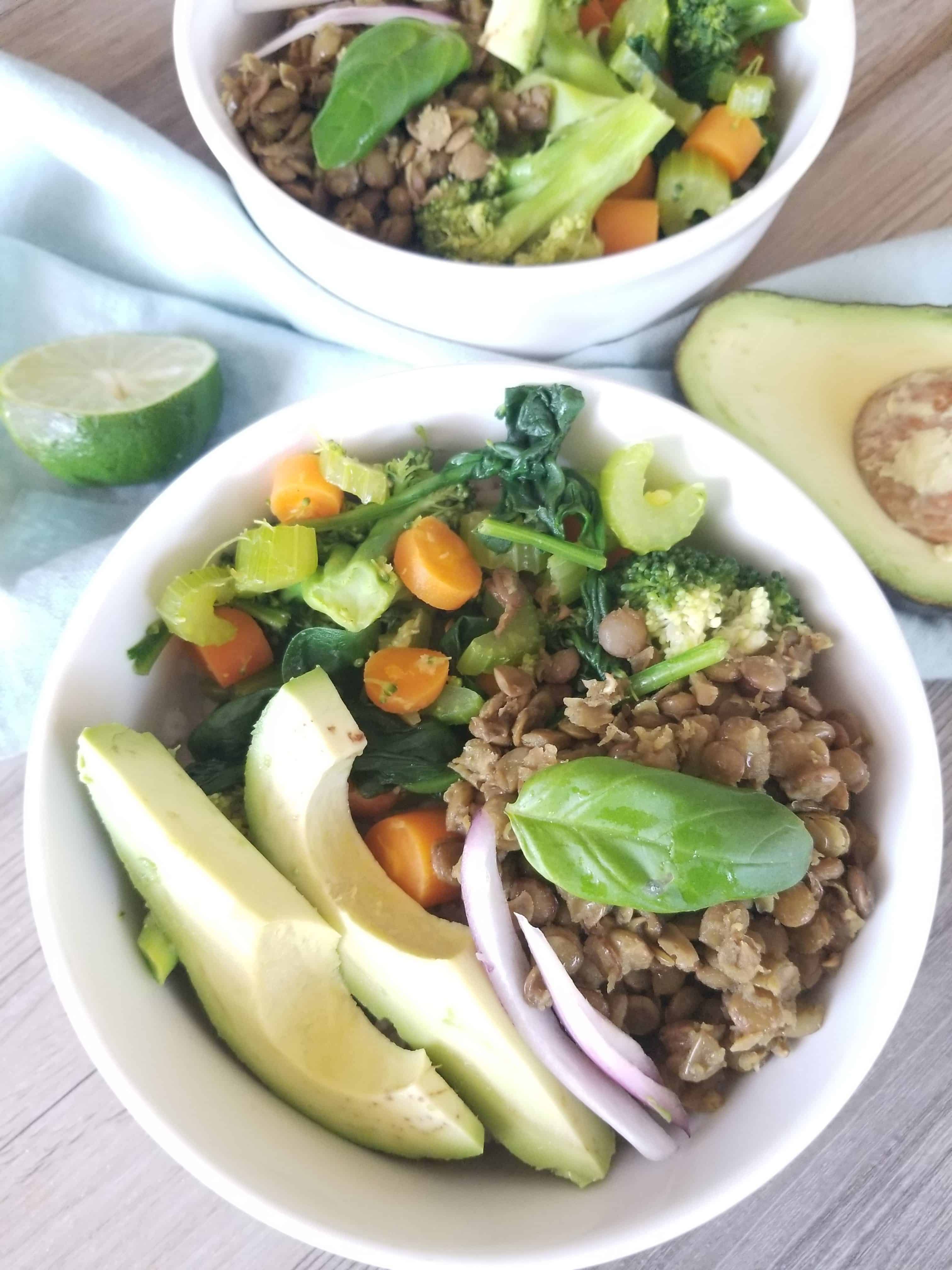 Healthy detox power bowl recipe that is easy, on a budget, gluten free, oil free, plant based vegan. Simple and quick healthy and clean eating dinner recipe with vegetables, brown rice, lentils, avocado, and more. Healthy vegan buddha bowl recipe to cleanse and detox your body. #detox #powerbowl #buddhabowl #healthyrecipe #weightloss