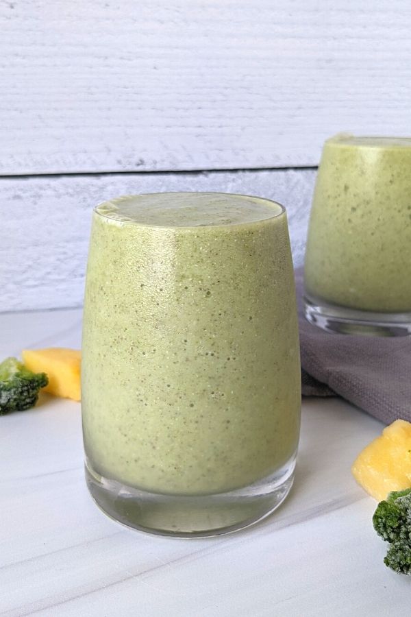 healthy vegan broccoli smoothie tropical flavor