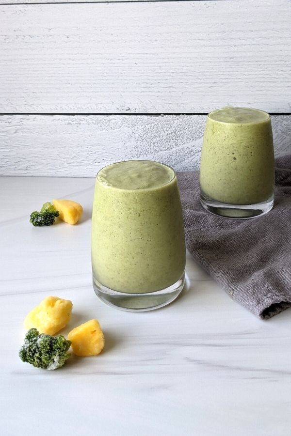 Healthy broccoli smoothies