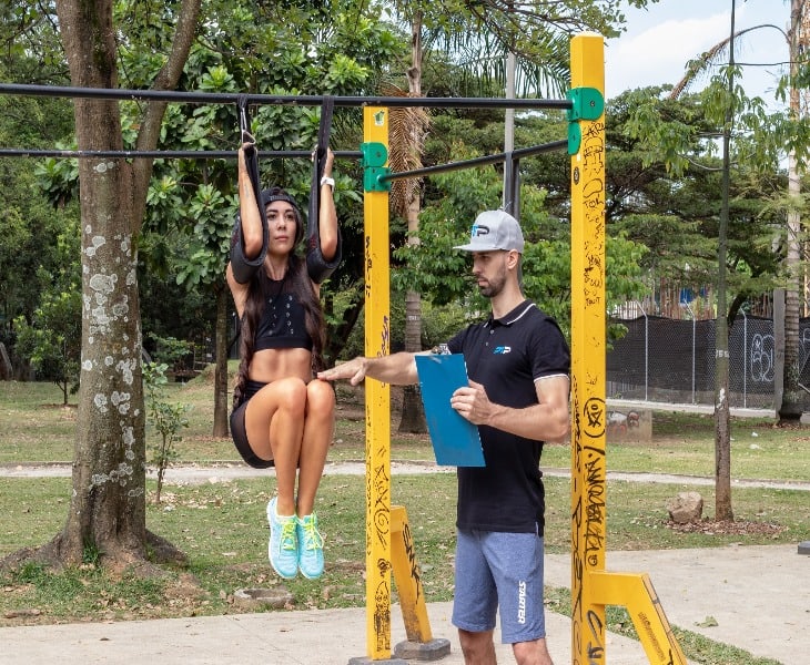 Are Gym Workouts More Effective Than Home Exercise Routines?