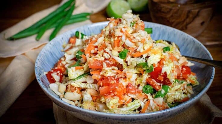 Image for Vegan Papaya Salad in 15 minutes