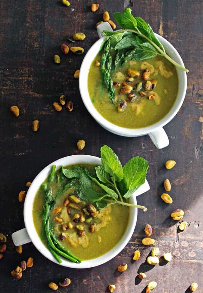 Image for Vegan asparagus soup with pistachio cream - Rhubarbarians